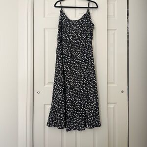 Chic Black and White Floral Maxi Dress